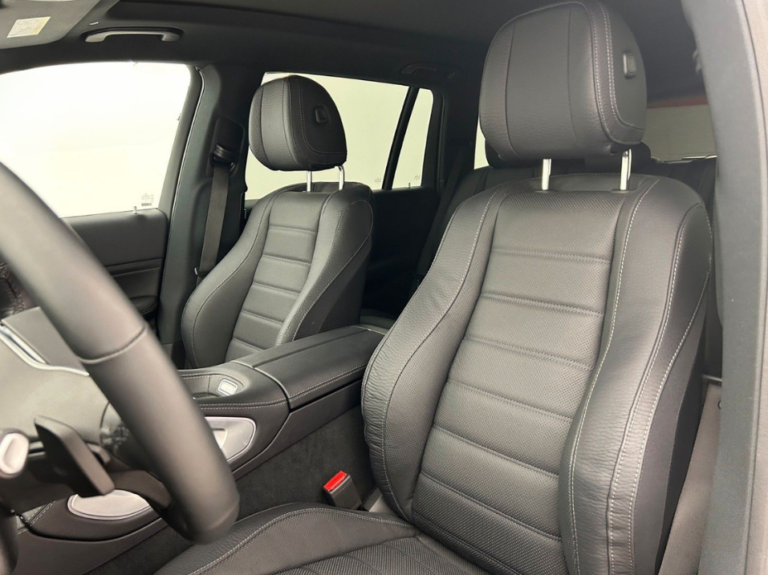 Figma - 2025-03-04T170139