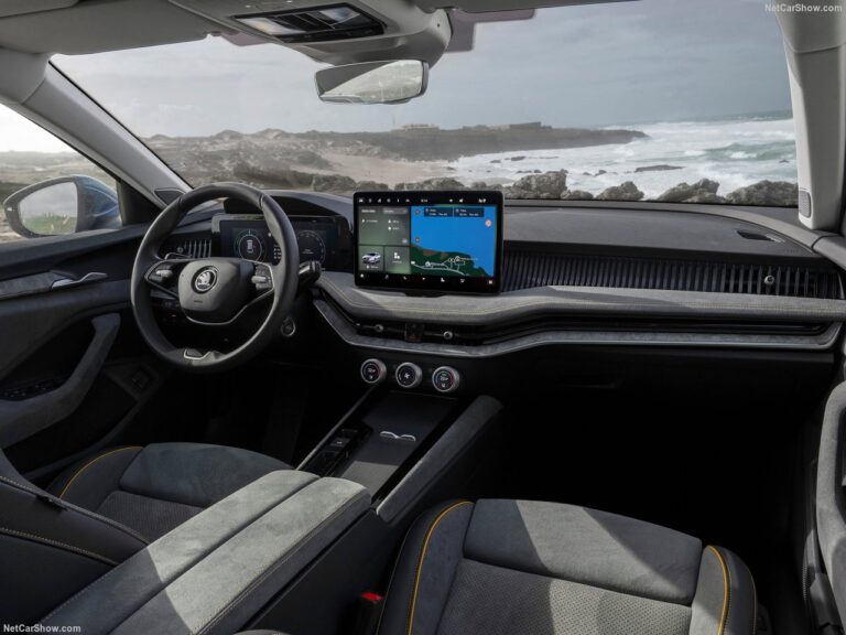 superb combi wnetrze 1